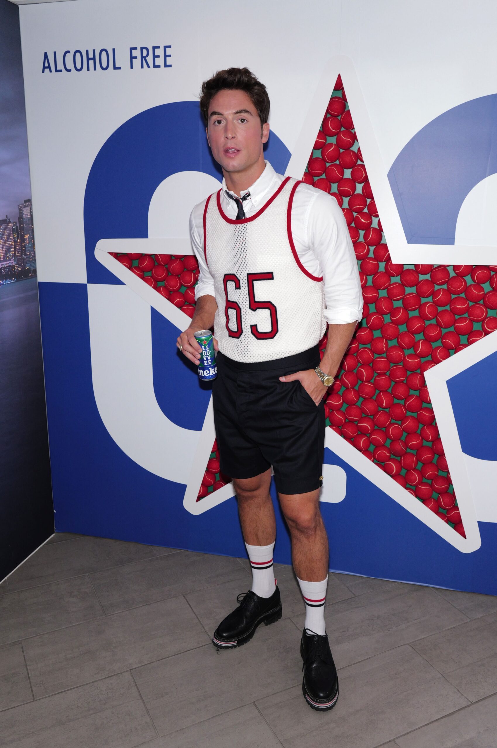 Benito Skinner toasts to this year’s US Open with a limited-edition Heineken L0VE.L0VE brew in hand. Photo Credit: Getty Images/Craig Barritt